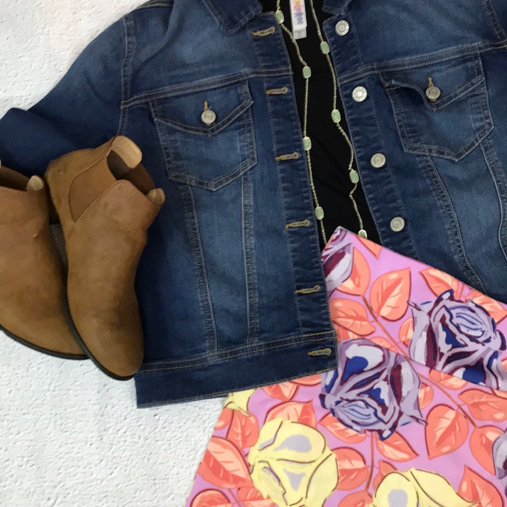 Cassie Small- Lularoe